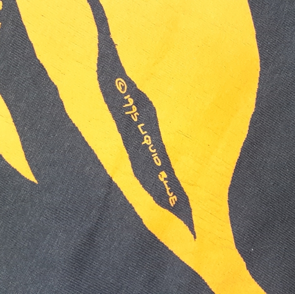 2X,vintage/NEW/never worn,vintage liquid blue brand, short sleeve tshirt, black - Picture 3 of 4